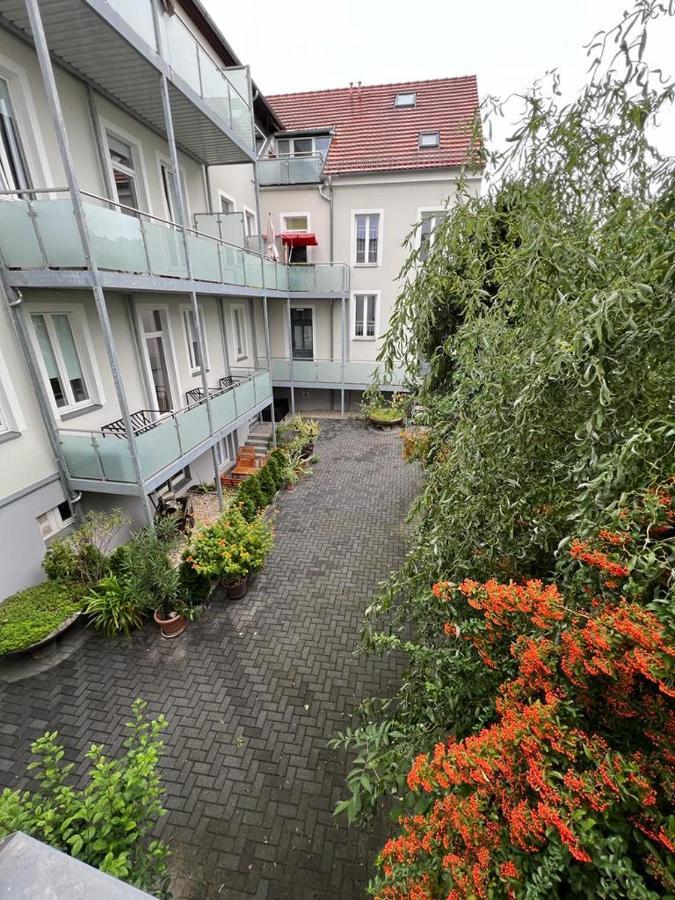 Pb Ferienwohnungen - Fewo 1 - Stilvoll Eingerichtetes Apartment Im Herzen Senftenbergs Экстерьер фото